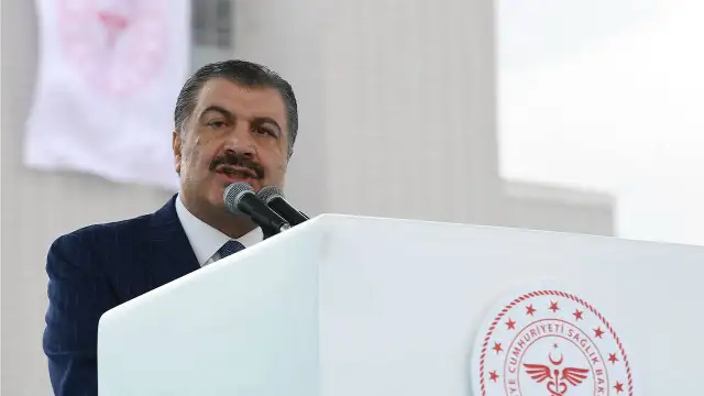 Sağlık Bakanı Fahrettin Koca'dan Eris varyantı hakkında konuştu