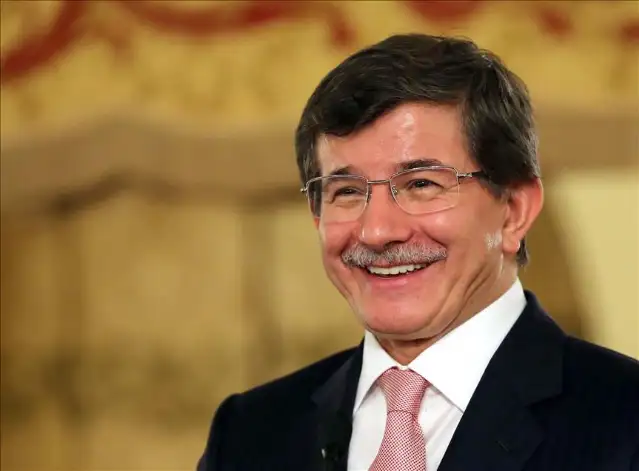 Davutoğlu’ndan yerel seçim çıkışı: "Herkesle görüşürüz"