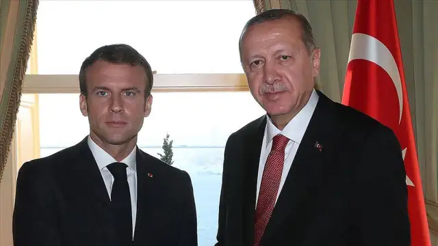 Erdoğan Fransa Cumhurbaşkanı Macron ile Mısır'da görüştü