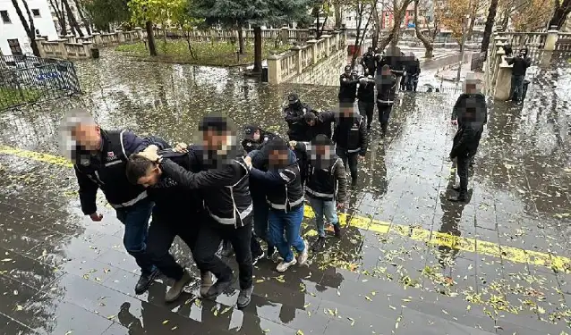 Daltonlar Çetesi Nedir? Kimlerden Oluşur? Şimdiye Kadar Ne Yaptılar?