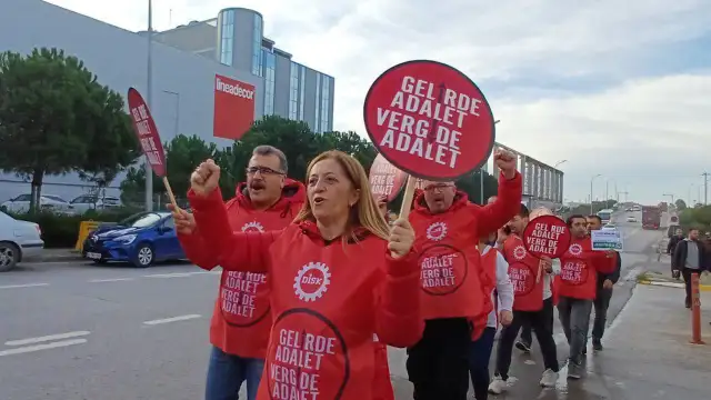 DİSK, "Gelirde adalet vergide adalet" talebiyle Ankara'ya yürüyor