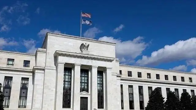 Fed kararı: Trump'ın çağrıları sonrası faiz 25 baz puan indirildi
