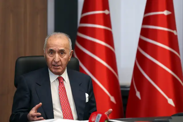 Hikmet Çetin: Kemal Bey'in ‘mutlak butlan’ için en üst düzeydekilerle temas içinde olduğunu sanıyorum