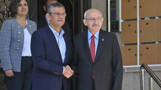 Özgür Özel, Kılıçdaroğlu'nu evinde ziyaret etti