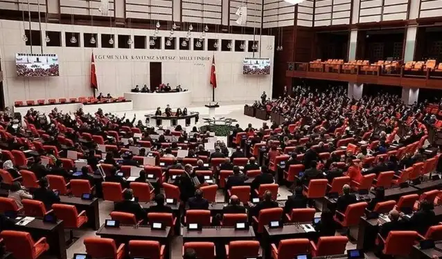 Meclis'te yeni polemik: "AKP ve İYİ Parti arasında alkış tartışması..."