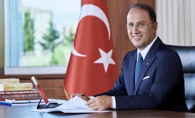 Mehmet Murat Çalık kimdir? nerelidir? Özgeçmişi