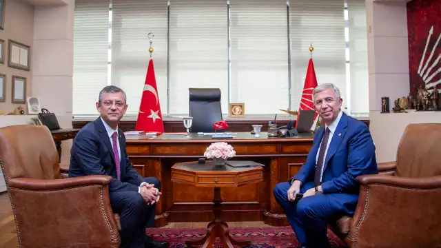 Mansur Yavaş, Özgür Özel'i ziyaret etti