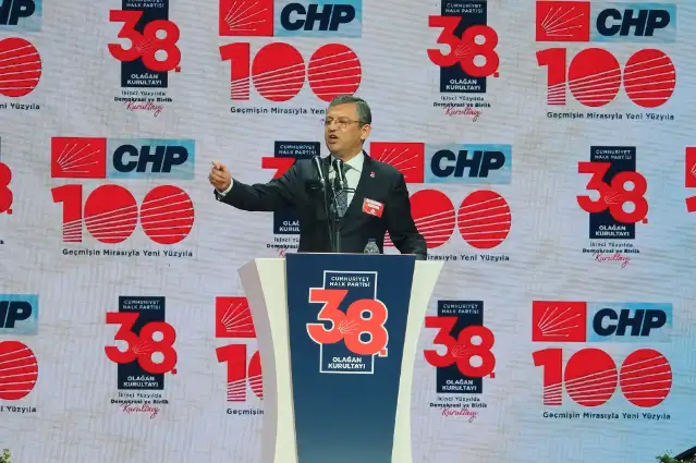 CHP'nin yeni Genel Başkanı Özgür Özel oldu