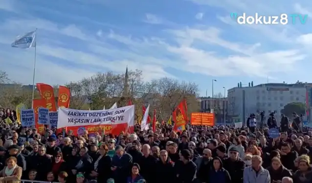 Aleviler Kadıköy'den seslendi: Karanlığa teslim olmayacağız