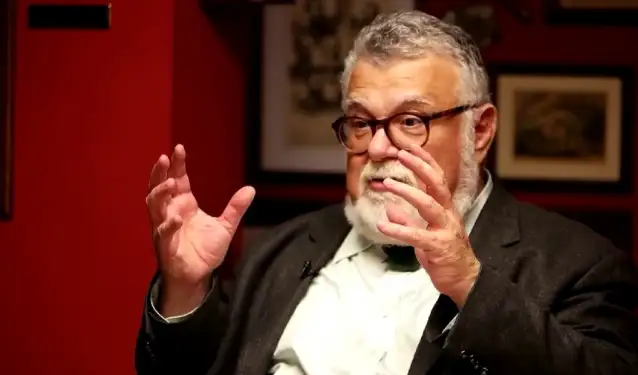 Celal Şengör'den RTÜK'e Kızıl Goncalar tepkisi: Bir avuç yobazın mı emrinde yoksa laik Türkiye Cumhuriyeti'nin mi?
