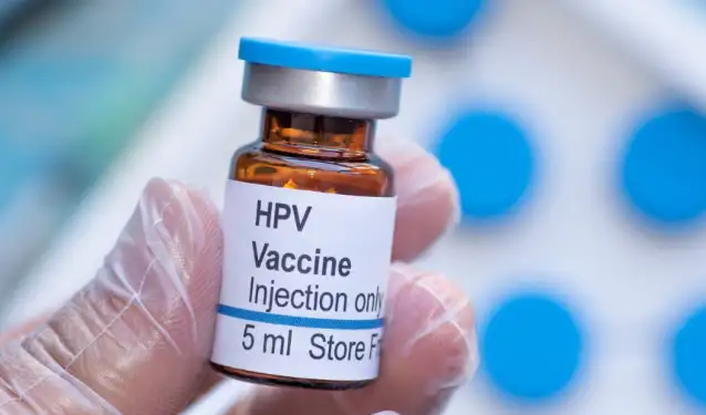 Fahrettin Koca ücretsiz olacak demişti! HPV aşısının fiyatı 10 bin liraya dayandı
