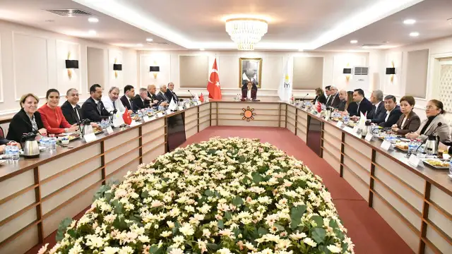 İYİ Parti'de hareketlilik: "CHP'nin işbirliği teklifi görüşülüyor"