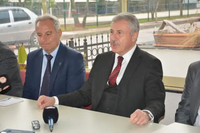 Manisa Büyükşehir Belediyesi aday adayı Özdağ: Yerel seçim kaybedilirse Türkiye ağır bedeller öder