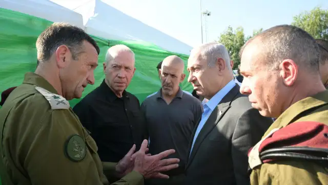 Netanyahu'nun korumaları Genelkurmay Başkanı'nın eşyalarını aramak istedi