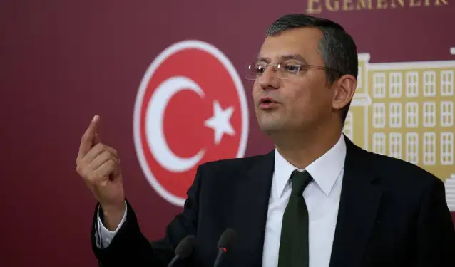 Özgür Özel'den Erdoğan'a: "Bu Bakanı görevden almazsan, bu cüretin sahibi sensin"