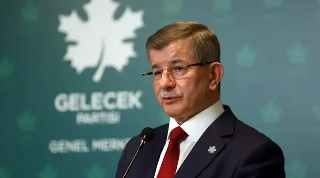 Davutoğlu: Cumhurbaşkanı valiyi azarlarsa kaymakam da imamı döver