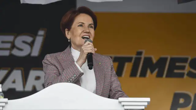 Akşener'in, Mansur Yavaş'ı övdüğü konuşması yeniden gündem oldu