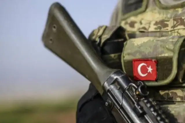 Sınır hattında görevli askerlere “köylü çocuklara su verdikleri" için soruşturma açıldı