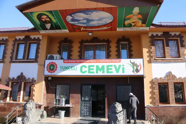 Cemevi Genel Kurulu’nda gerginlik: Ali Ekber Yurt polis çağırdı