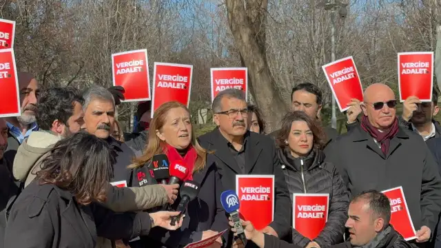 DİSK'ten TBMM önünde "vergide adalet" talebi