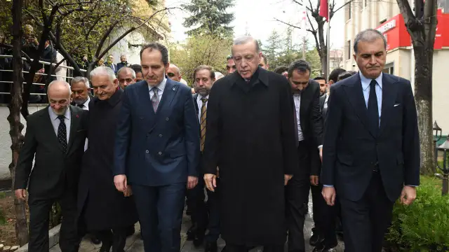 Erdoğan'dan Fatih Erbakan'a: "Biraz daha bekle..."