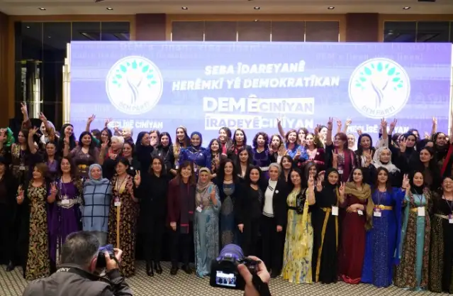 DEM Parti kadın adaylarını tanıttı: Eşbaşkanlık mor çizgimizdir