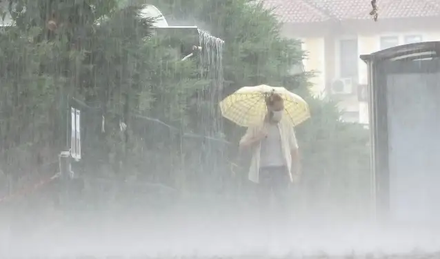 Meteoroloji uyardı! Sel, su baskını, yıldırım, fırtına...