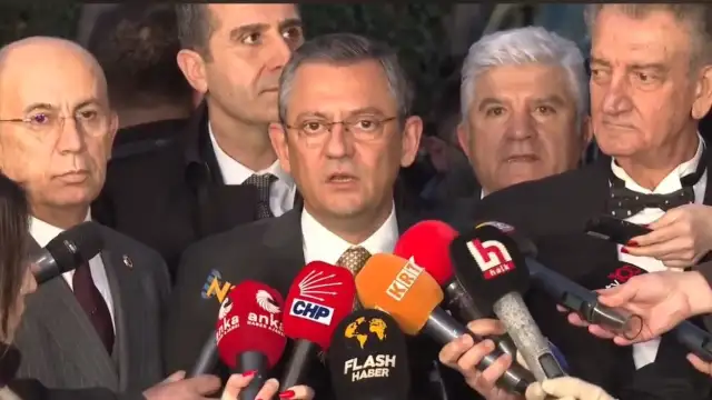 Özgür Özel: Numan Kurtulmuş'un yaptığı hareket siyasi deve kuşluğu