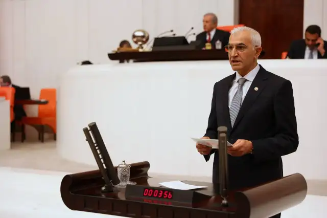 CHP’den, MİT yerleşkesinde fotoğraf çekilip paylaşılmasına tepki: "Erdoğan'ın siyasi şovu..."