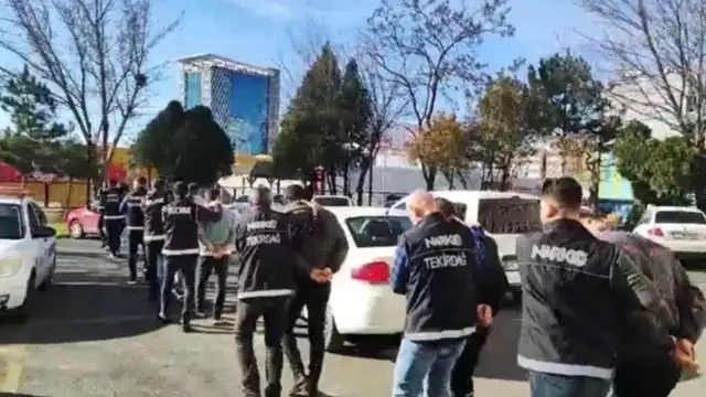 ‘Uyuşturucuya hayır’ sayfasının sahibi, uyuşturucu sattığı suçlamasıyla gözaltına alındı