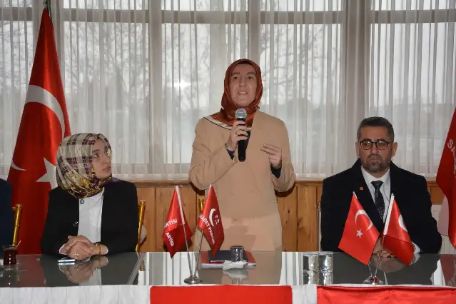 “AKP hükümeti devleti, milleti ve dini tekelleştirdi!”