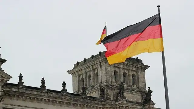 Berlin'de Rojava standına saldıran güvenlik görevlilerinin işine son verildi