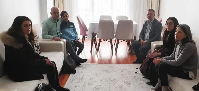 İş cinayetinde hayatını kaybeden liseli Arda'nın ailesine Birleşik Metal-İş’ten taziye ziyareti