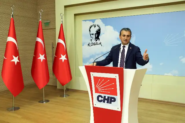 Burhanettin Bulut: Cumhurbaşkanlığı Sarayı, yılın ilk beş ayında günde 39 milyon 725 bin TL harcadı