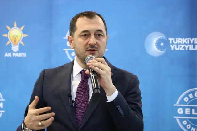 Seçim yasaklarına uymayan Cumhur İttifakı adayı Cüneyt Yüksel'e tepki