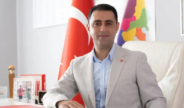 Emrah Kozay kimdir? Özgeçmişi