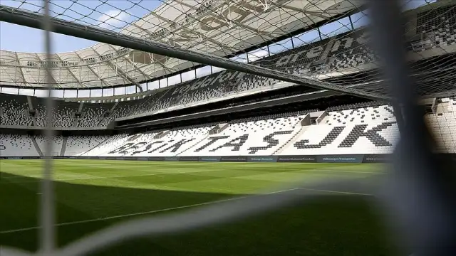 Beşiktaş'ta Necip Uysal ve Mert Günok ile yollar ayrılıyor