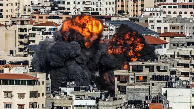 İsrail’den okula bombalı saldırı: 14 ölü, 18 yaralı
