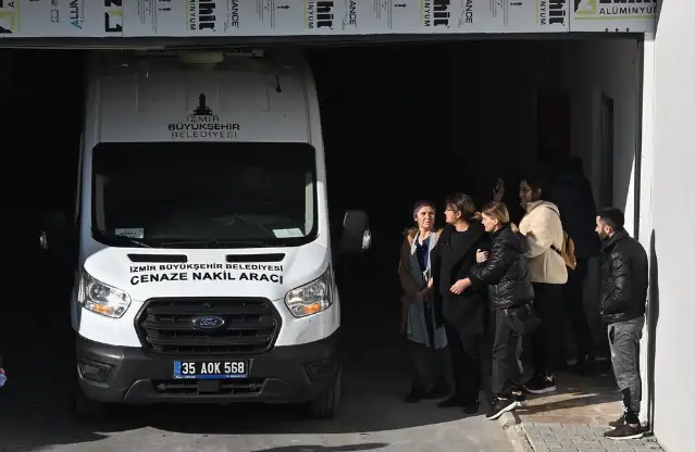 İzmir'de öldürülen taksi şoförünün cenazesi memleketi Aydın'a götürüldü