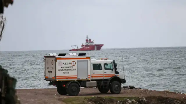 Marmara Denizi'nde batan geminin enkazında bir cesede daha ulaşıldı