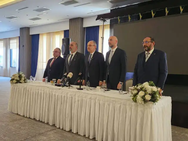 Tekirdağ'da üç parti ortak adayla seçime gireceğini duyurdu