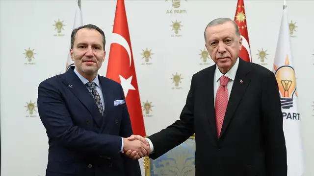 AKP-Yeniden Refah arasındaki gerilim tırmanıyor
