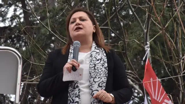 CHP, Burcu Köksal’ı kesin ihraç istemiyle disipline sevk etti