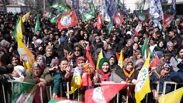 Kars’ta 1'i çocuk, 2 kişiye 'kıyafet' gözaltısı