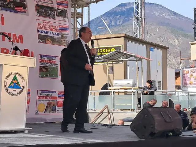 Demirhan Elçin: “CHP, anket ve önseçim yapacaklarını söyleyerek demokrasi havariliği yaptı”