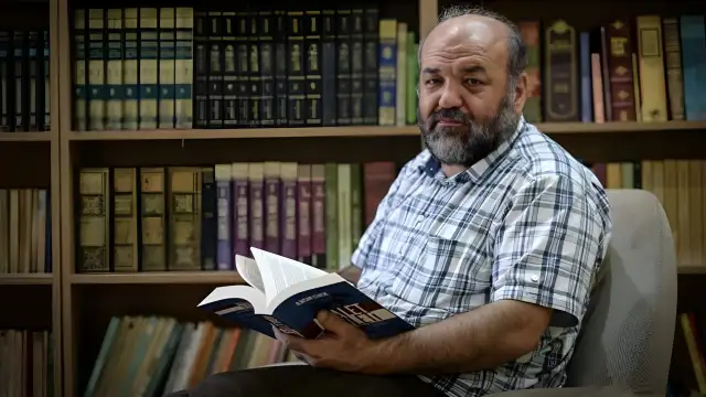 İlahiyatçı İhsan Eliaçık: İmamoğlu, DEM Parti ve İYİ Parti’den oy alacak