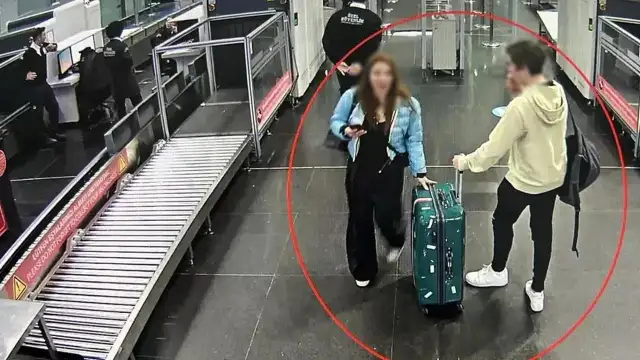 Ölümlü kazaya karışan 17 yaşındaki oğlu ile Mısır'a kaçan, yazar Eylem Tok'tan basın açıklaması