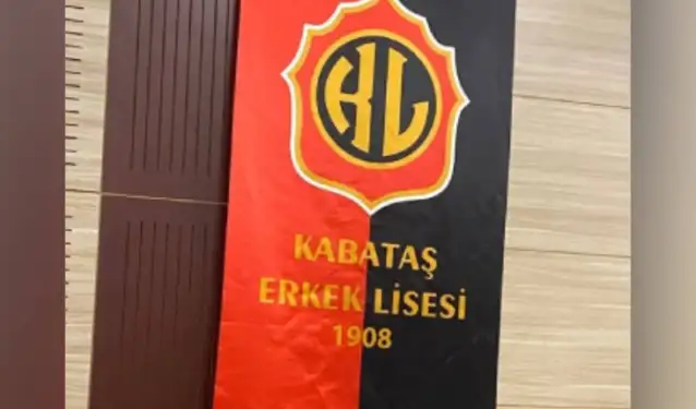 Kabataş Erkek Lisesi'nin logosu için karar! İki özel okul kullanıyordu