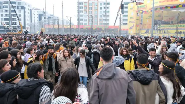 Diyarbakır'da Newroz kutlanıyor