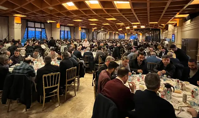 Nûbihar Dergisi’nin iftarında yüzlerce kişi bir araya geldi